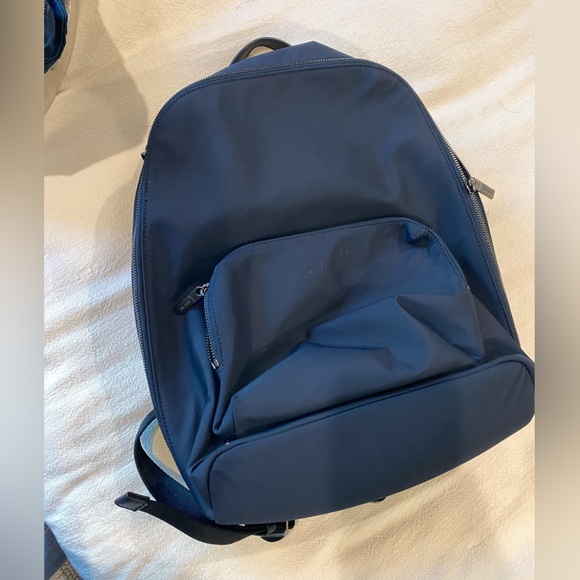 AWAY Backpack - Picture 4 of 4